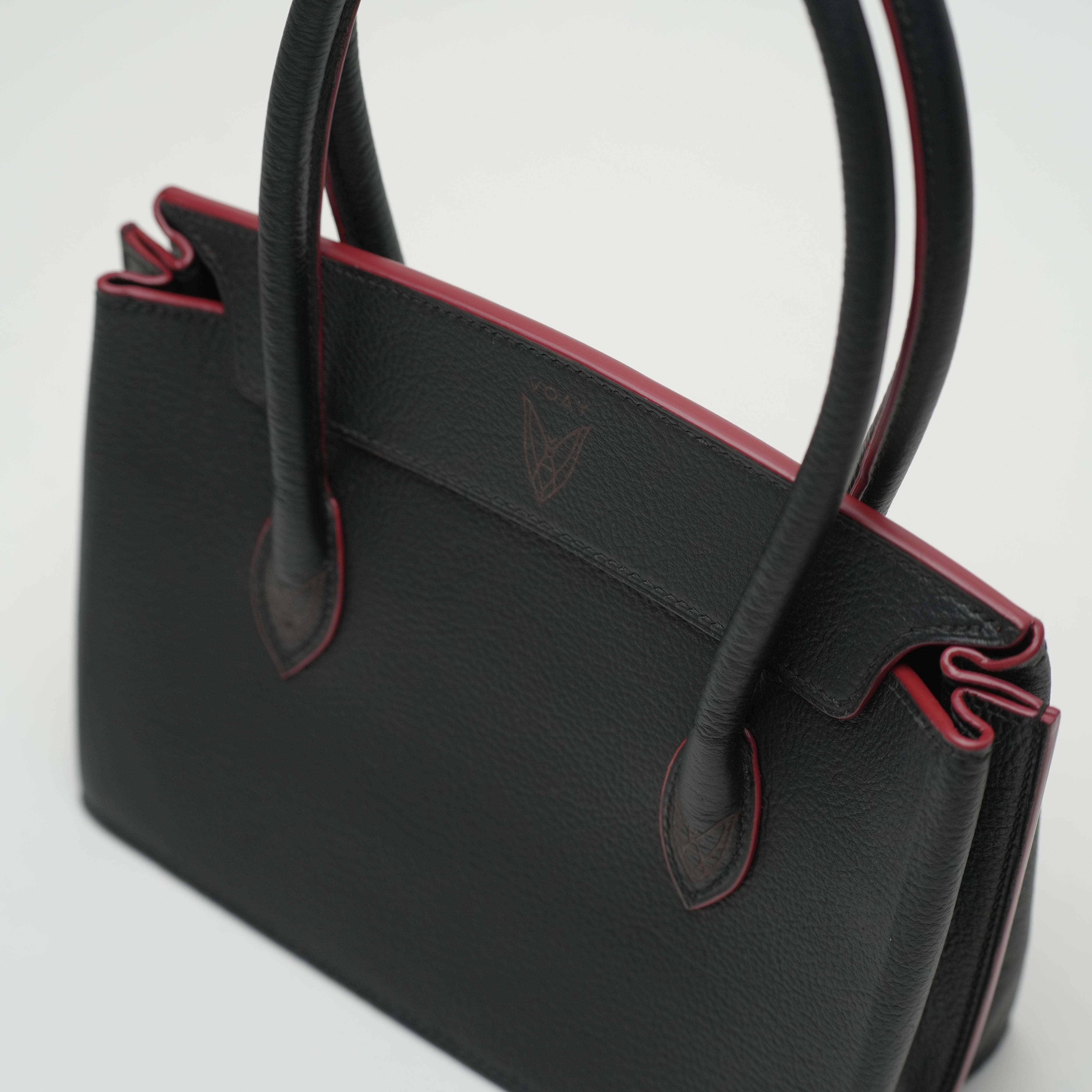 Thida Kangaroo - Black